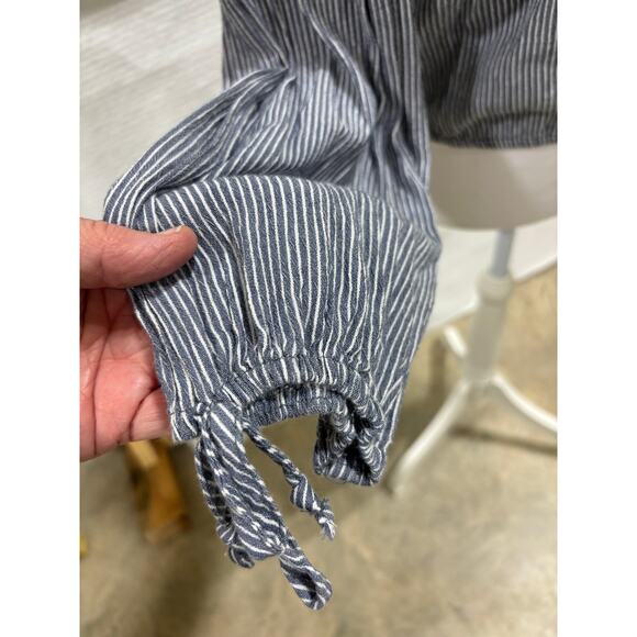 Abercrombie & Fitch Embroidered Floral Stripe too Women’s Medium Boho Peasant - Picture 4 of 7